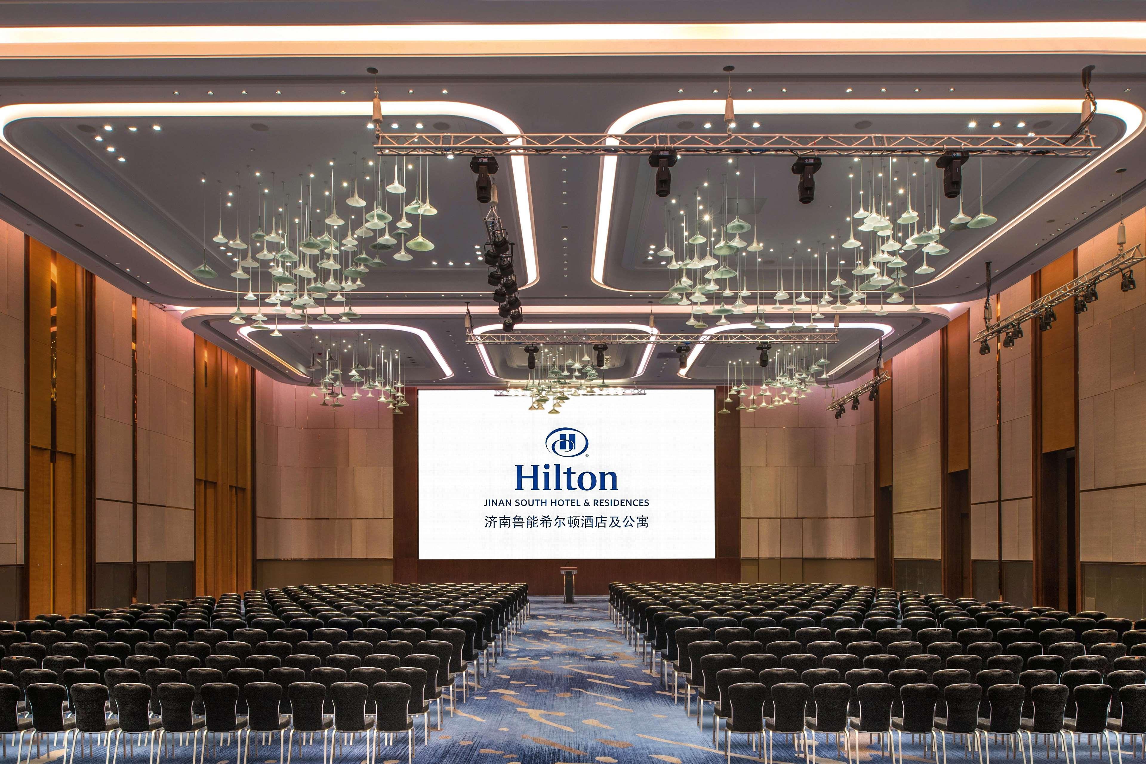 Hilton Jinan South Hotel&Residences Bagian luar foto