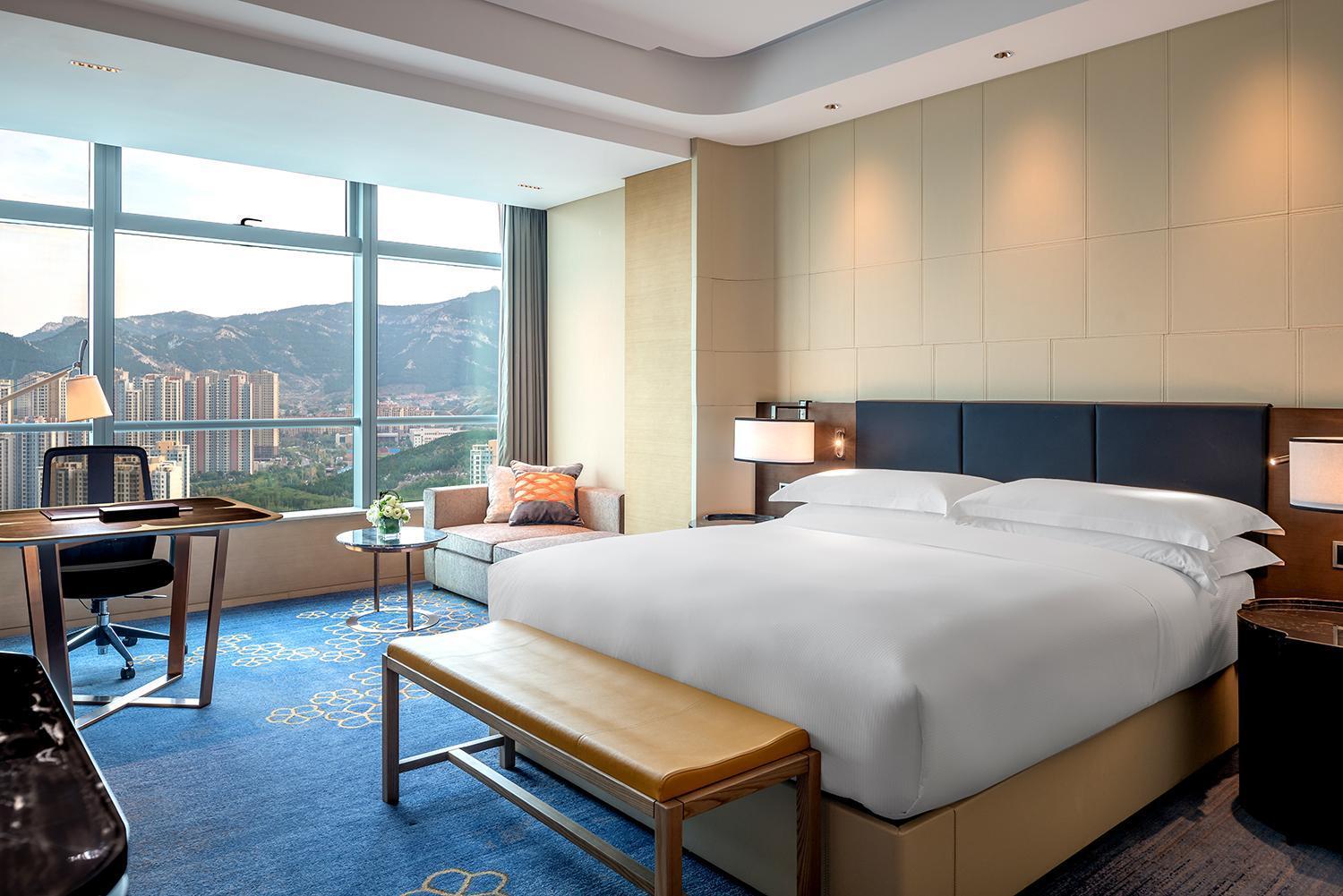 Hilton Jinan South Hotel&Residences Bagian luar foto