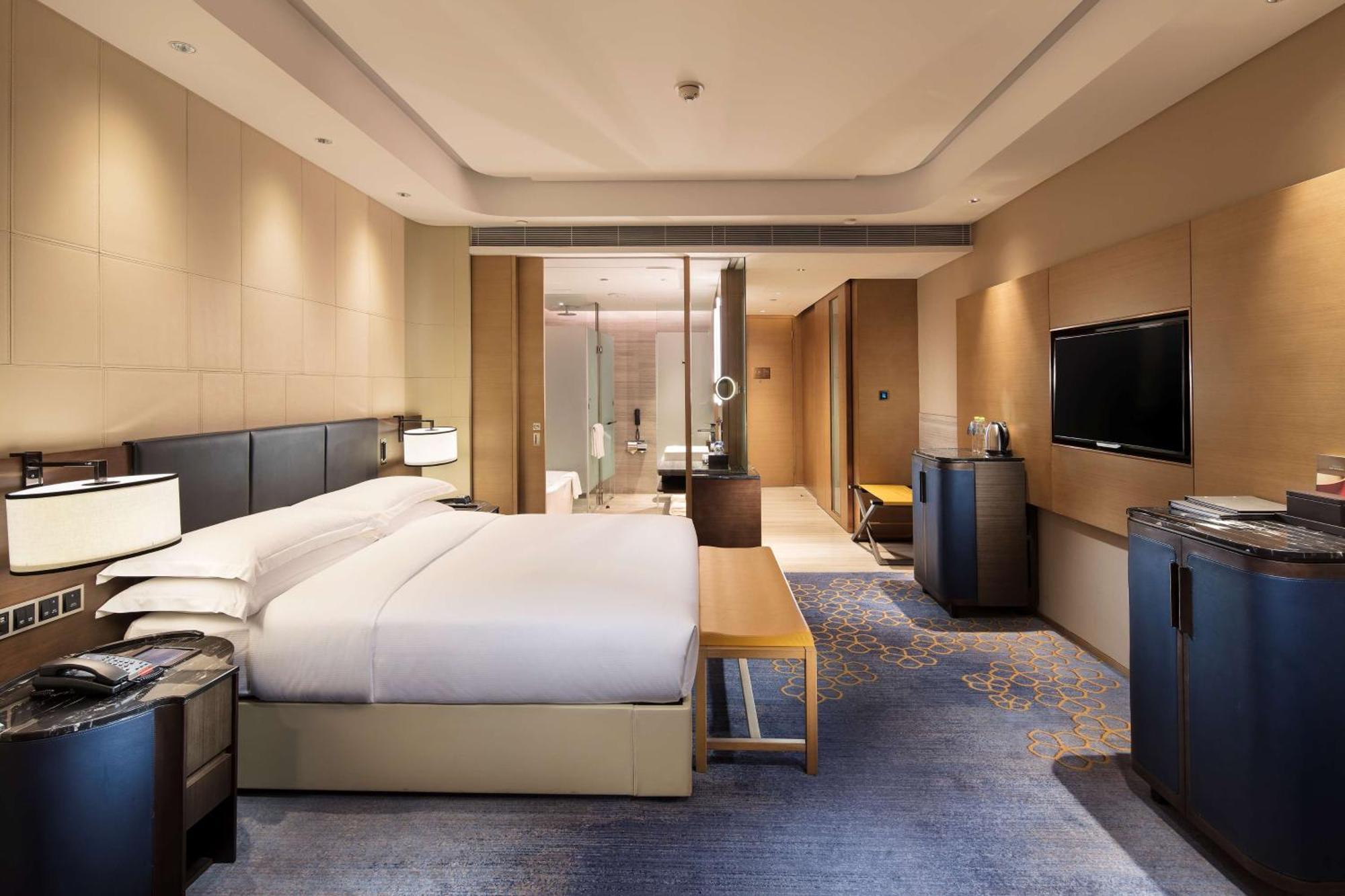 Hilton Jinan South Hotel&Residences Bagian luar foto