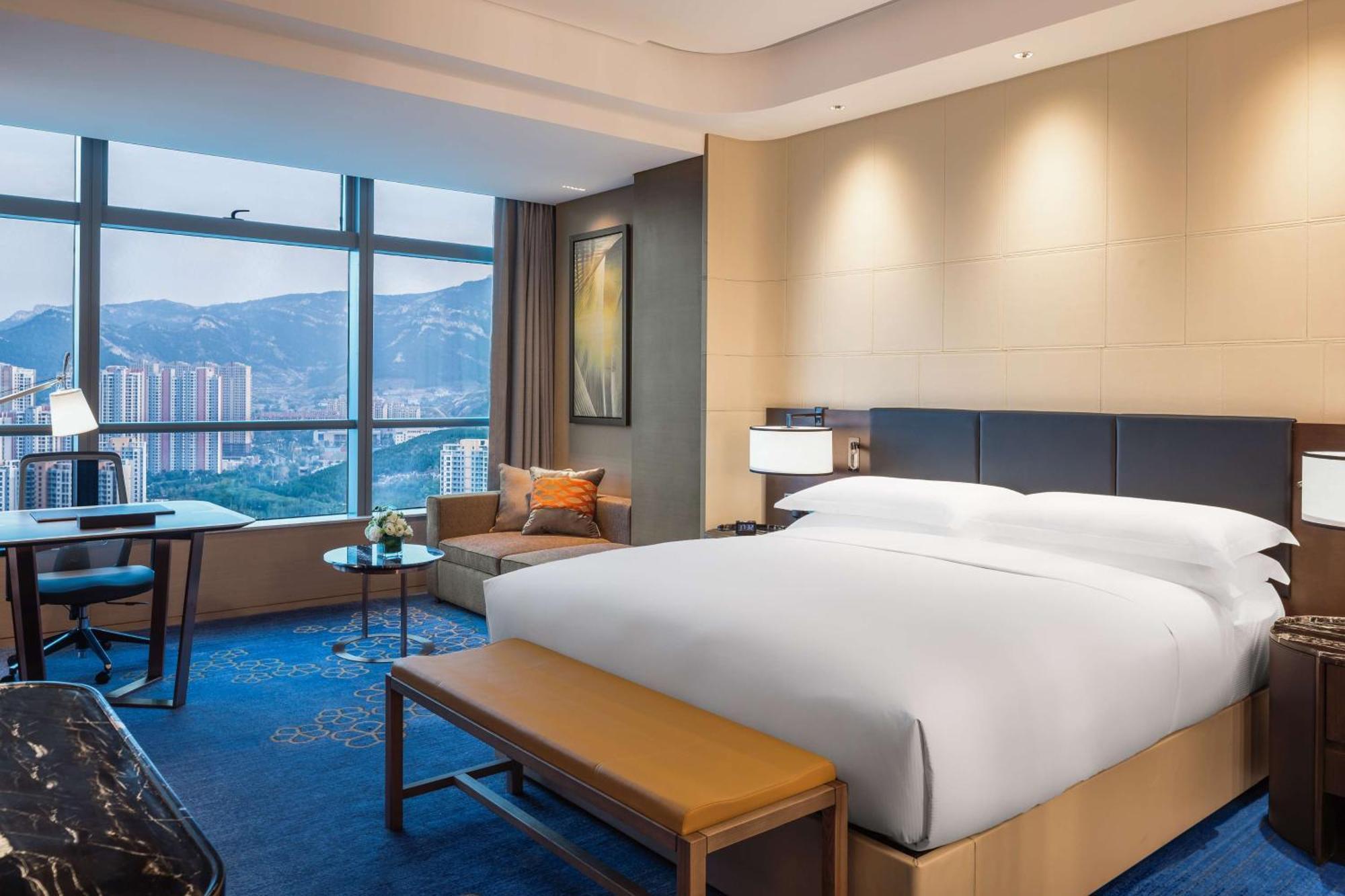 Hilton Jinan South Hotel&Residences Bagian luar foto